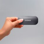 Твердотільний накопичувач Kioxia KIO-LXD10S500GG8 Exceria Plus 500 ГБ USB 3.2 - Зображення 2