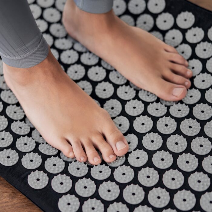 Килимок для здоров'я Rebel RBA-6010-BK Active Acupressure Spike з подушкою, 110x42 см, XL, сірі шипи - Зображення 6