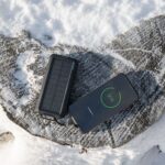 Сонячний портативний акумулятор 10000 мАг з літій-іонним Krüger&matz KM0910 акумулятором та 3 насадками - Зображення 7