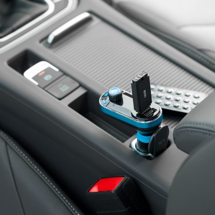 Автомобільний передавач Peiying URZ0461 з функцією Bluetooth (2 порти USB) - Зображення 4