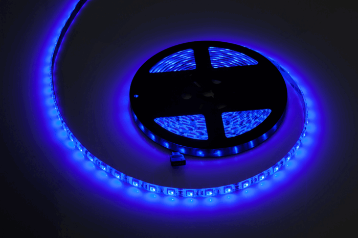 5-метрова світлодіодна стрічка Rebel LED0138-2 RGB (300x5050 SMD), водонепроникна - біла друкована плата - Зображення 4